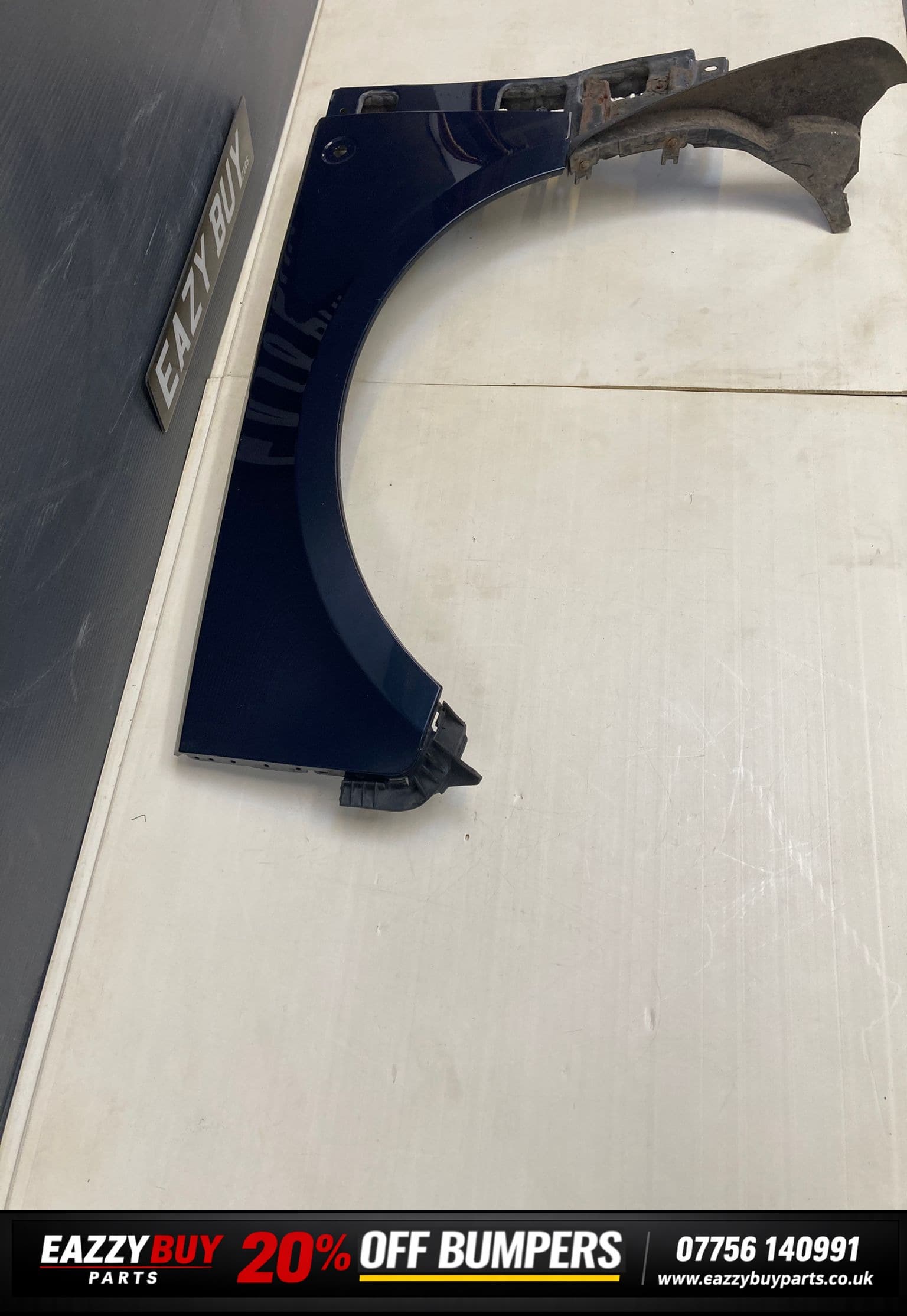 Range Rover Vogue L322 2011 Passenger Side Wing ASR760090