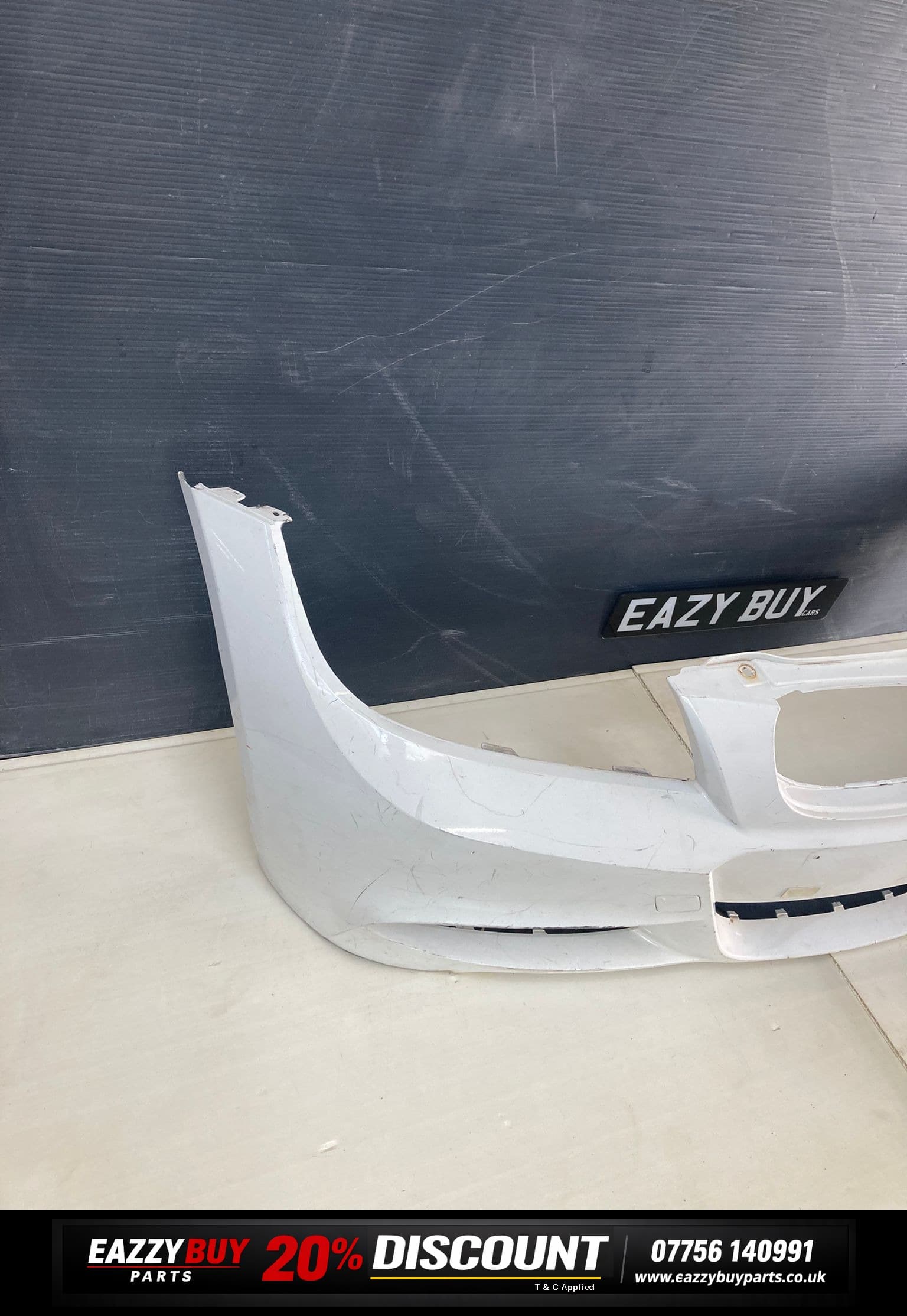 BMW 3 SERIES E90 E91 2008-2012 Front Bumper Damaged 51117891386