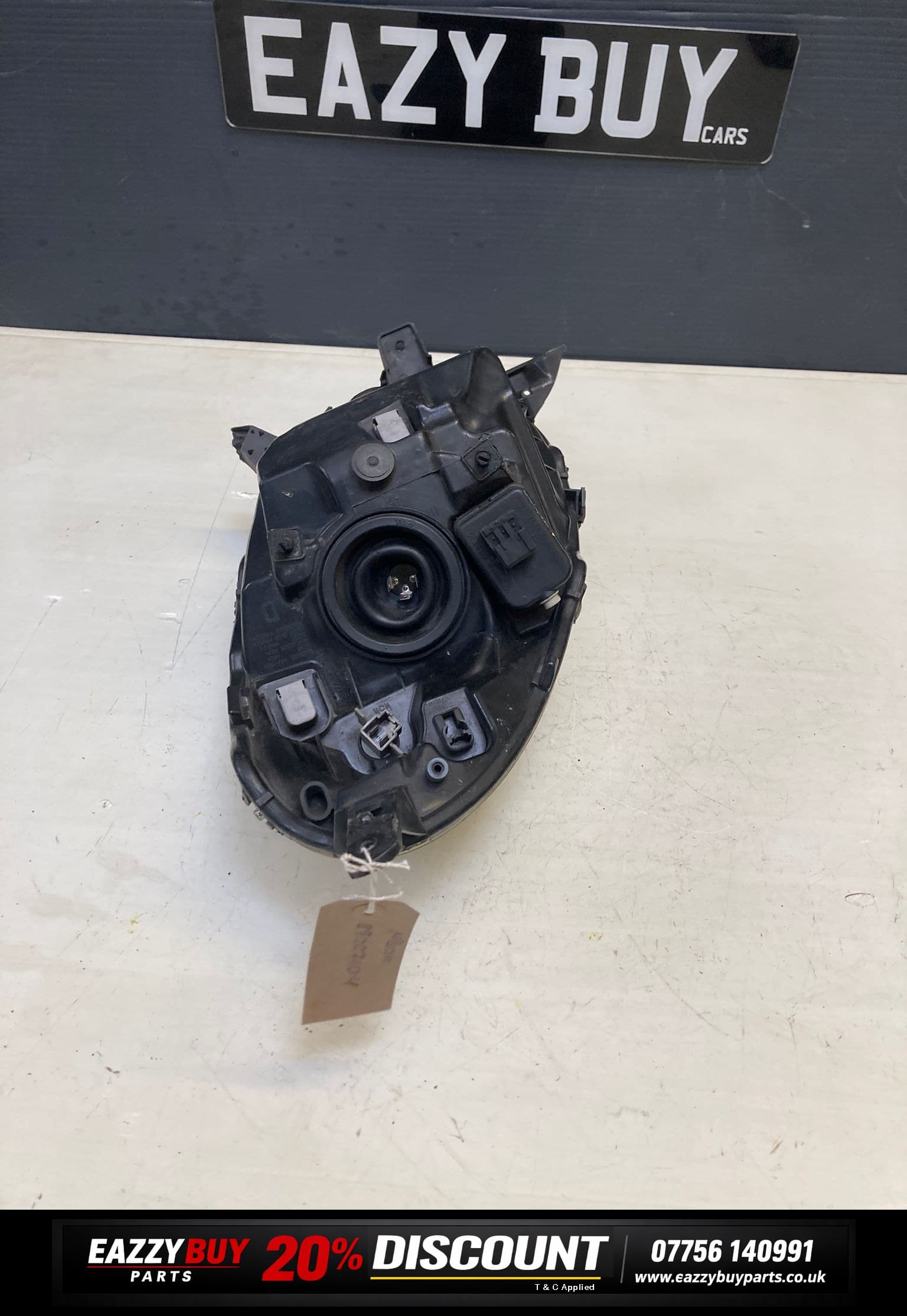 Nissan Micra MK3 Driver Side K12 2002-2006 Headlight 89007104