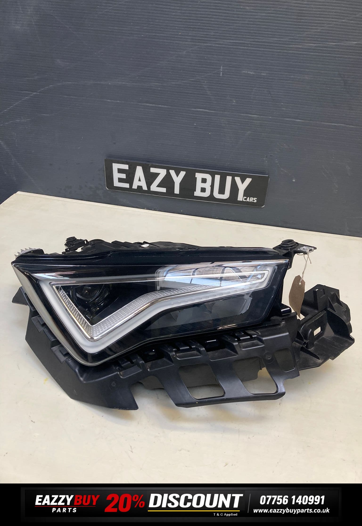 SEAT Ateca Facelift 2021-2025 Driver Side LED Headlight 577941032c