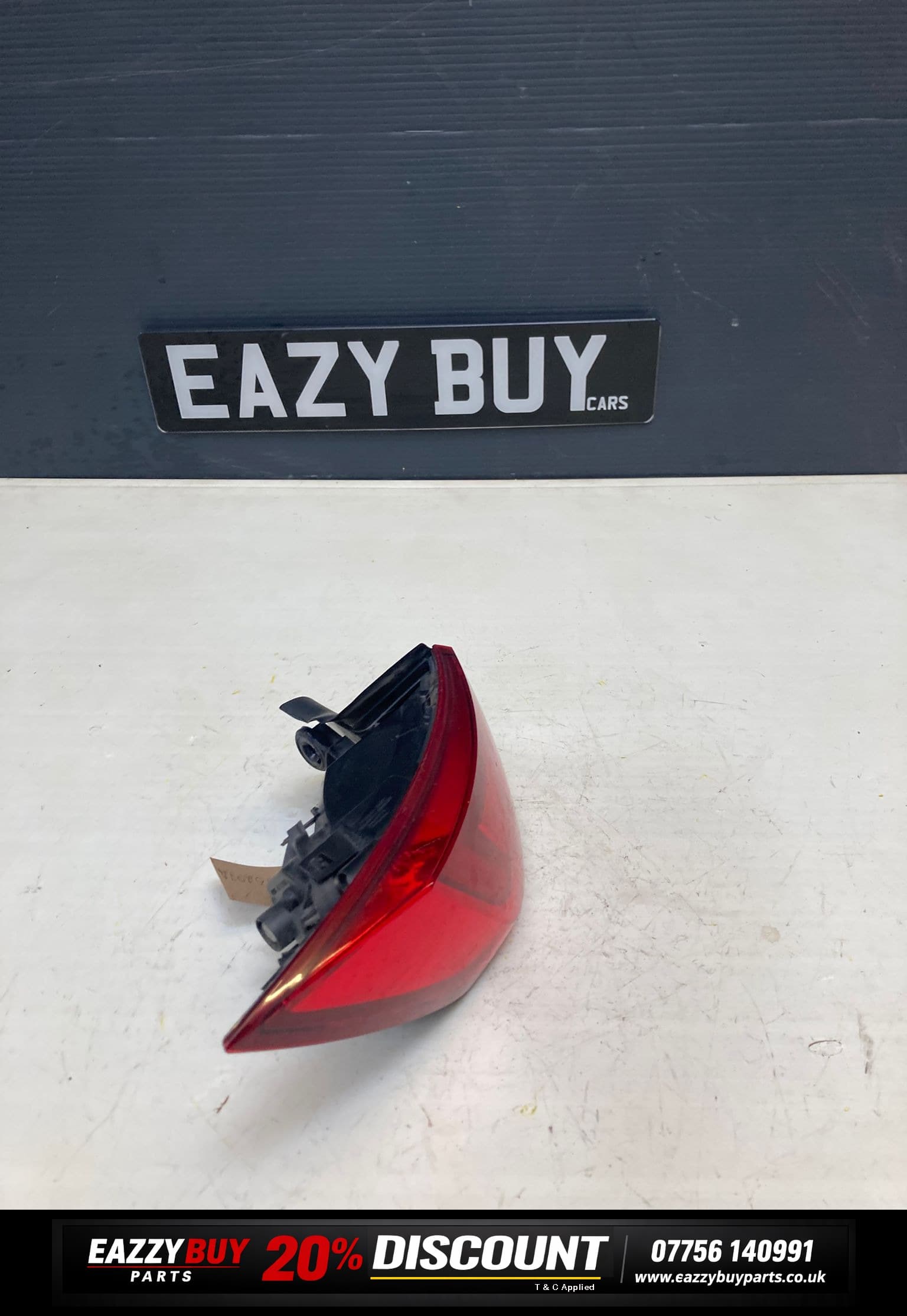 SEAT LEON MK3 12-20 PS RP Side LED Slight Damage Tail Light 5f9945
