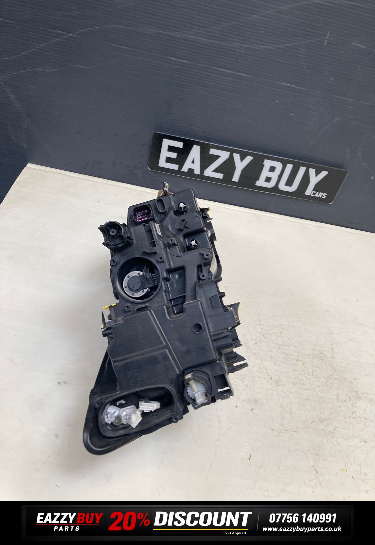SEAT CUPRA FORMENTOR MK4 20-24 PS Left LED Headlight slight damage 5fh941007
