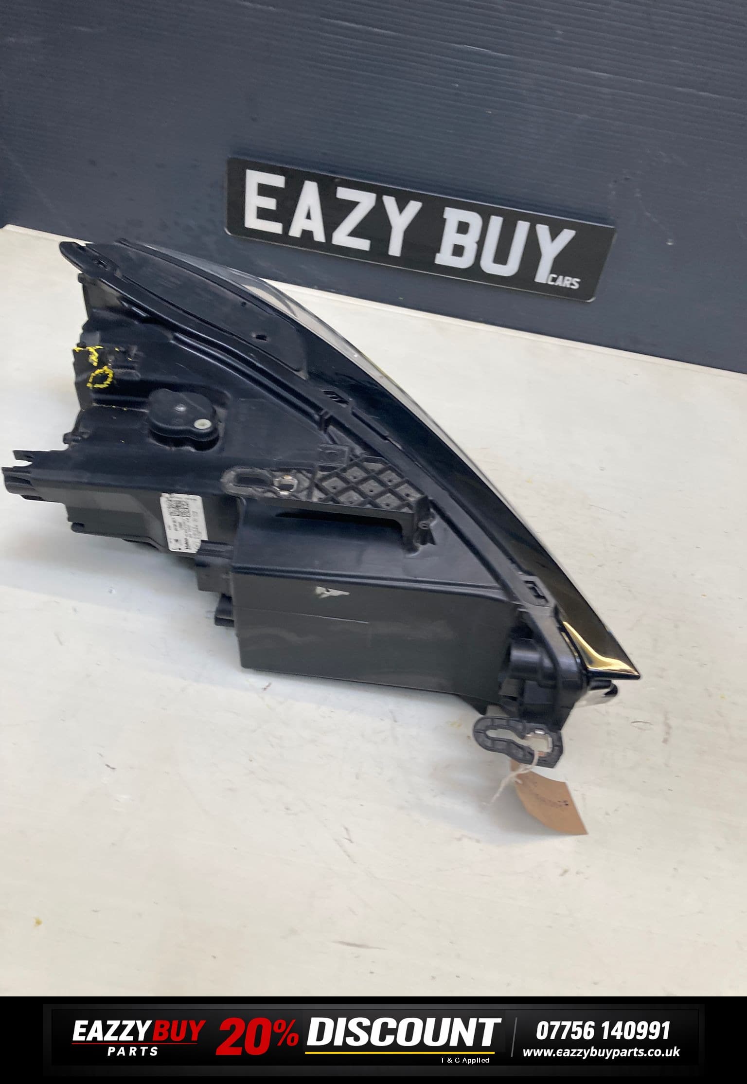 SEAT CUPRA FORMENTOR MK4 20-24 PS Left LED Headlight slight damage 5fh941007