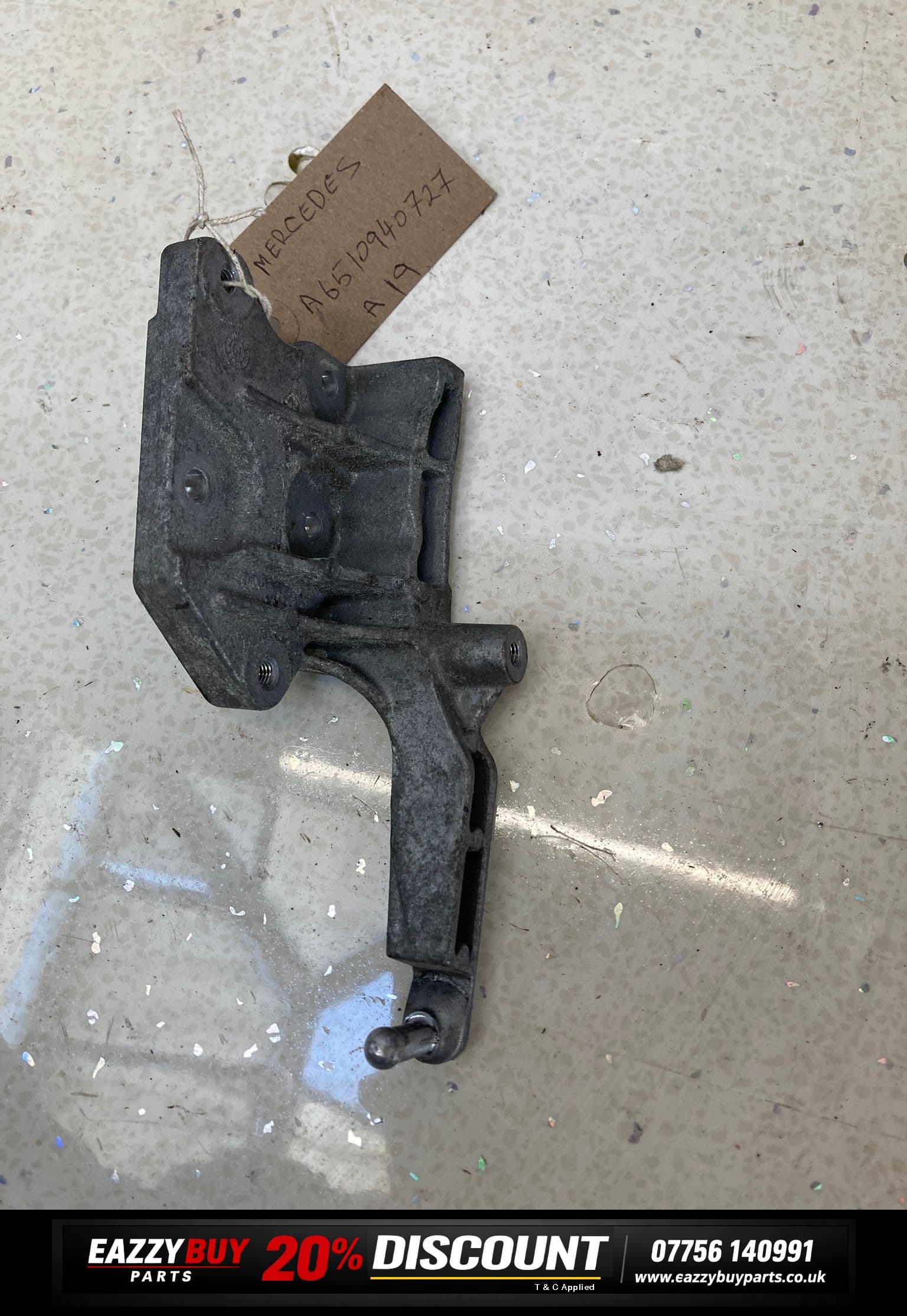 Mercedes C Class W205 2014-21 Air Filter Housing Mount Bracket A6510940727