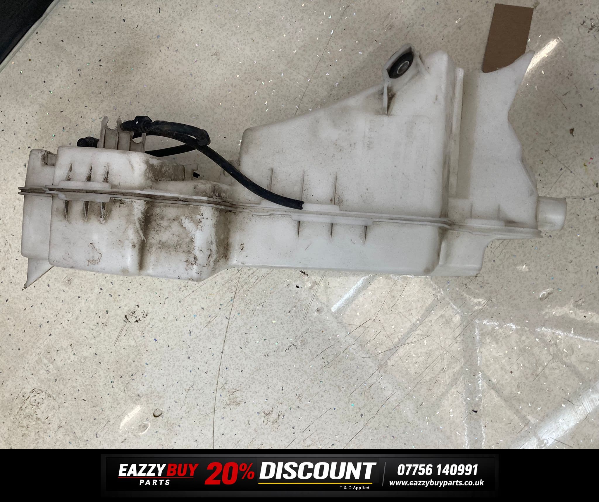 Volvo V60 Mk2 18-24 Windscreen Washer Bottle 30747576