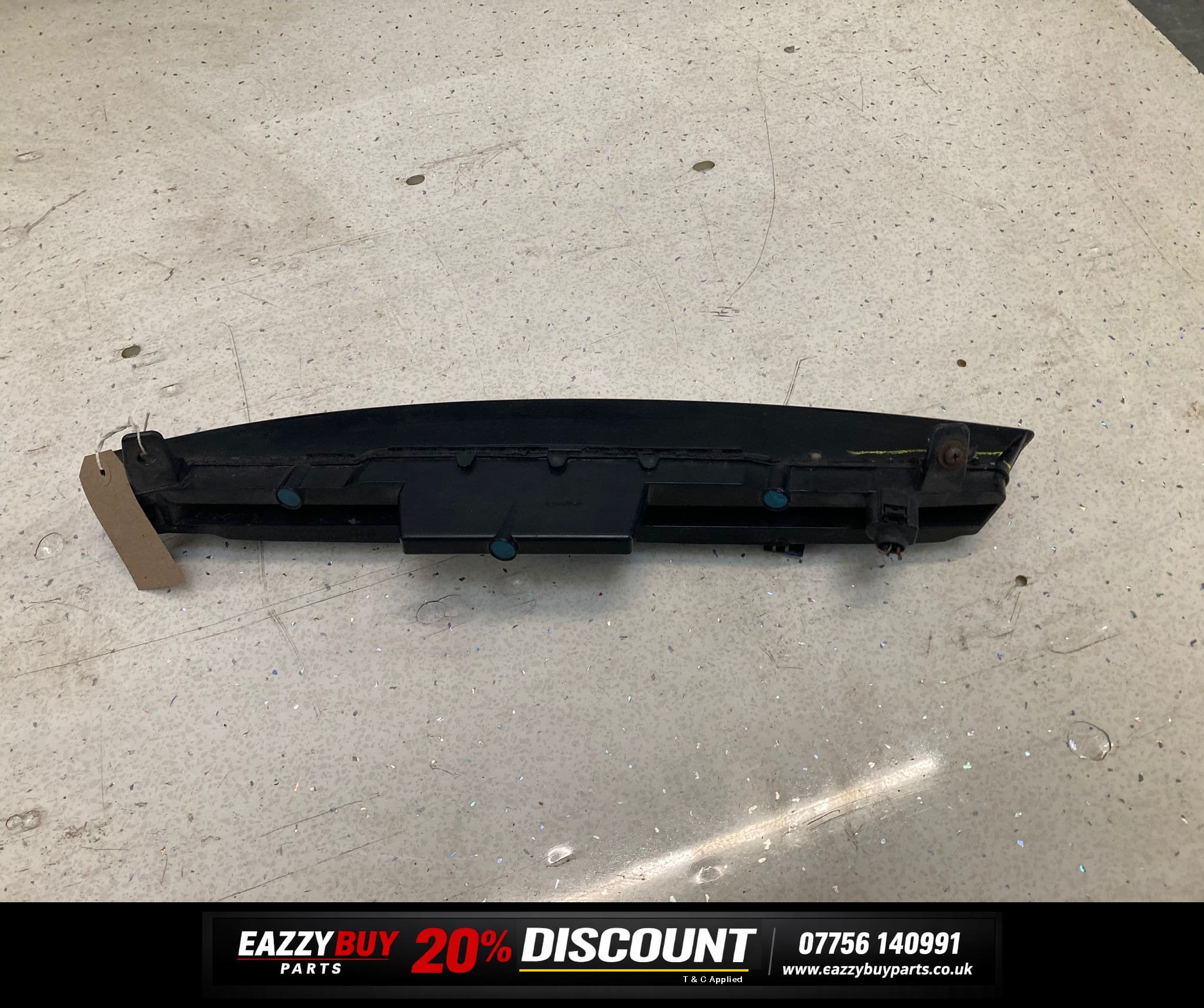 Audi Q7 4L 2007-15 Front Right Indicator slight damage 4l0953042d