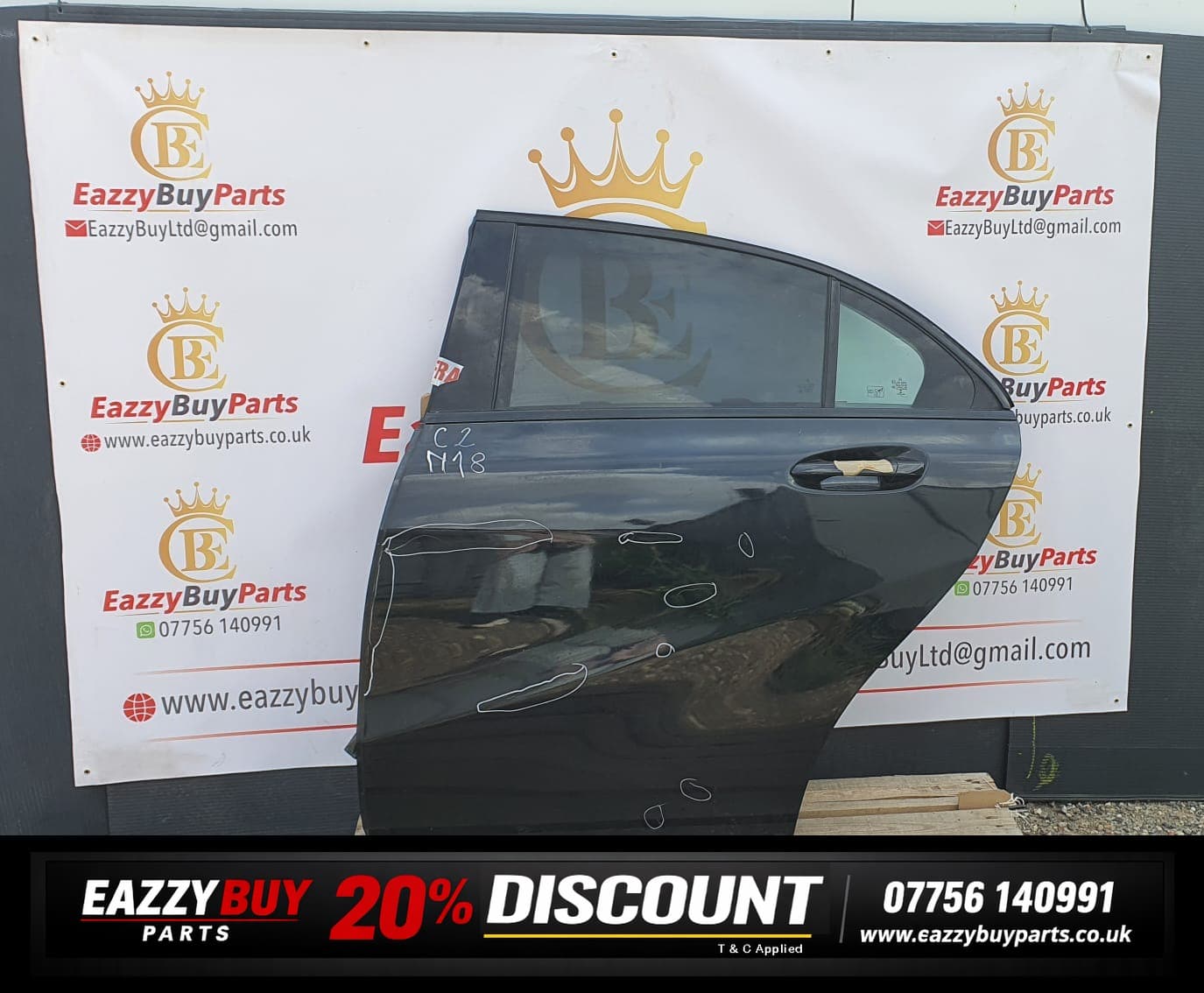mercedes benz NSR door black