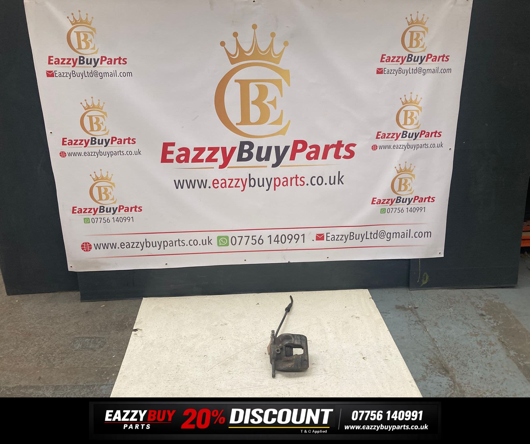Mercedes A Class W176 2012-2018 Brake Caliper Front Left Passenger Side A0004216