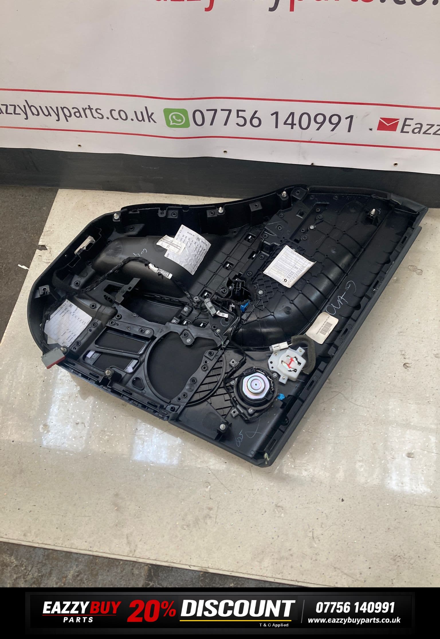 Range Rover Sport L494 Driver Side 13-22 Rear Right Door Card Panel