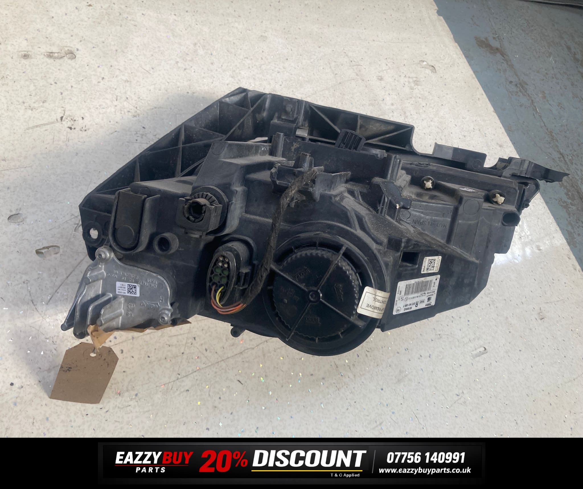 SEAT Leon MK3 Facelift Estate 13-17 Headlight Driver Side lense damage 5f2941008