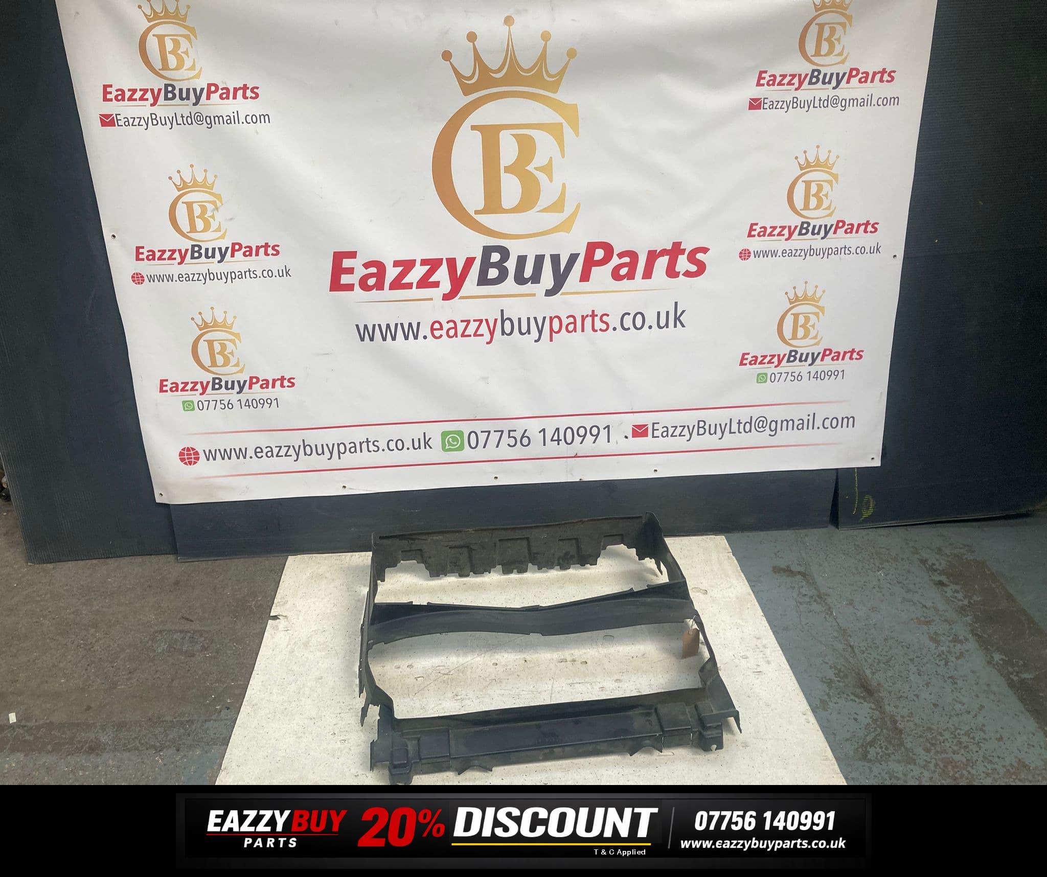 Range Rover Sport L494 2013-2017 Radiator Air Duct Trim FPLA8C464A