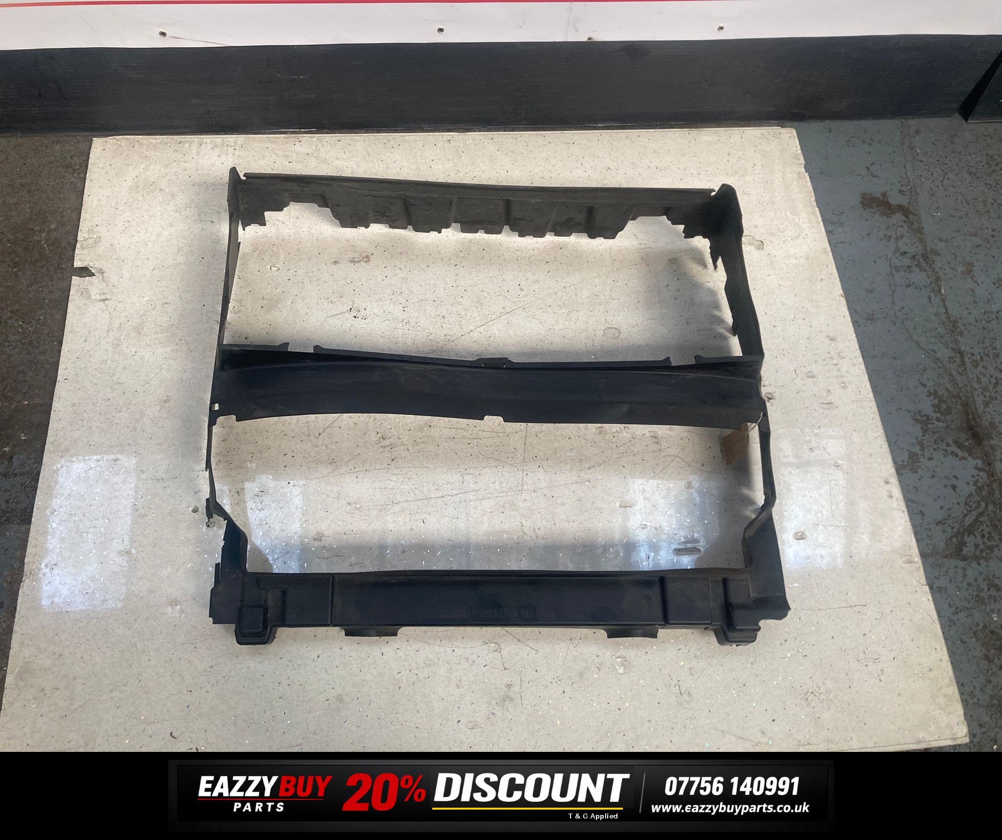 Range Rover Sport L494 2013-2017 Radiator Air Duct Trim FPLA8C464A
