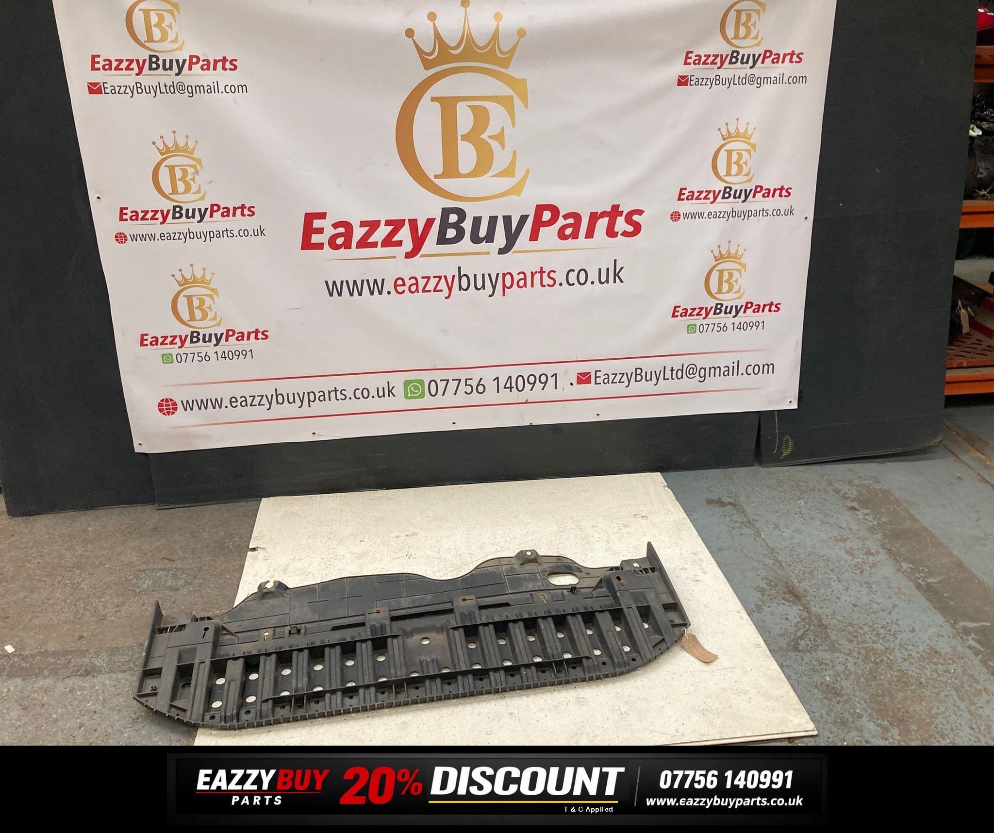 Toyota Avensis MK3 2009-2012 Front Bumper Under Tray Splash Guard 52618-05010