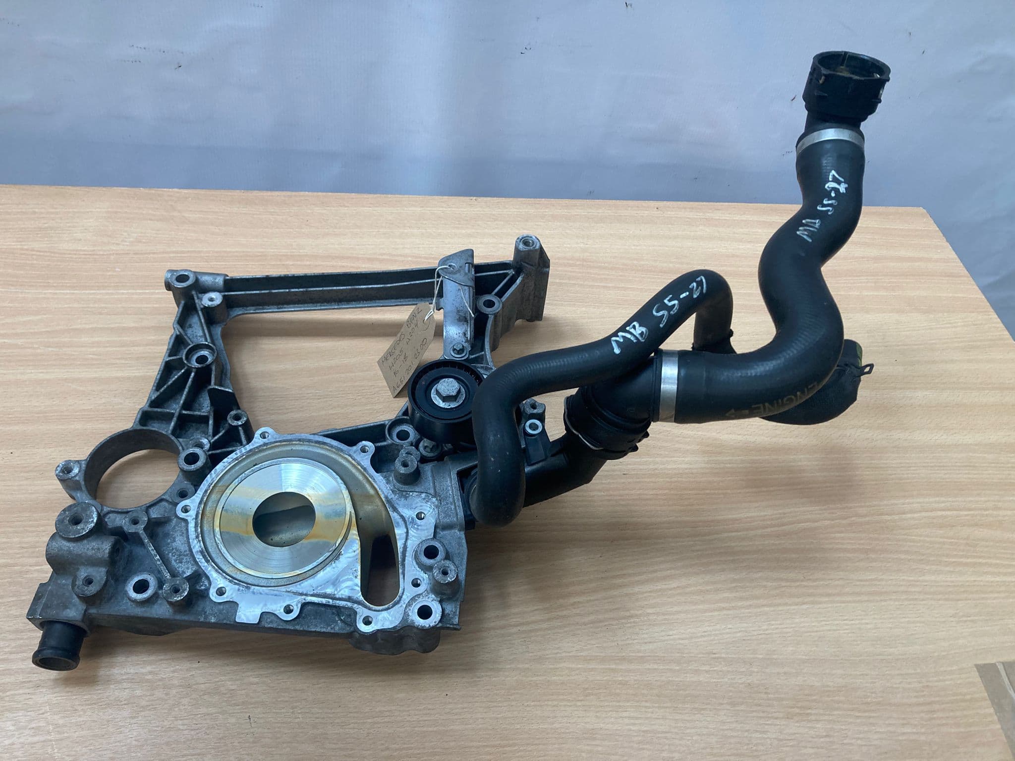 Mercedes-Benz GLC C253 Water Pump Assembly Carrier Housing A6512010300