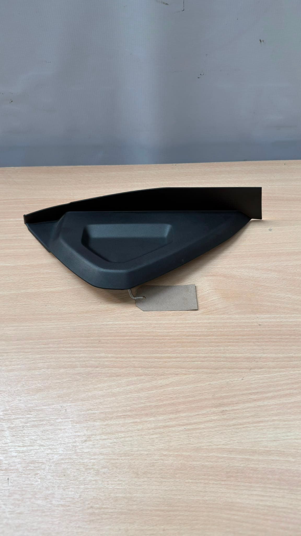 LAND ROVER RANGE EVOQUE moulding 2.2 D 2011 201173 12D1096RD9