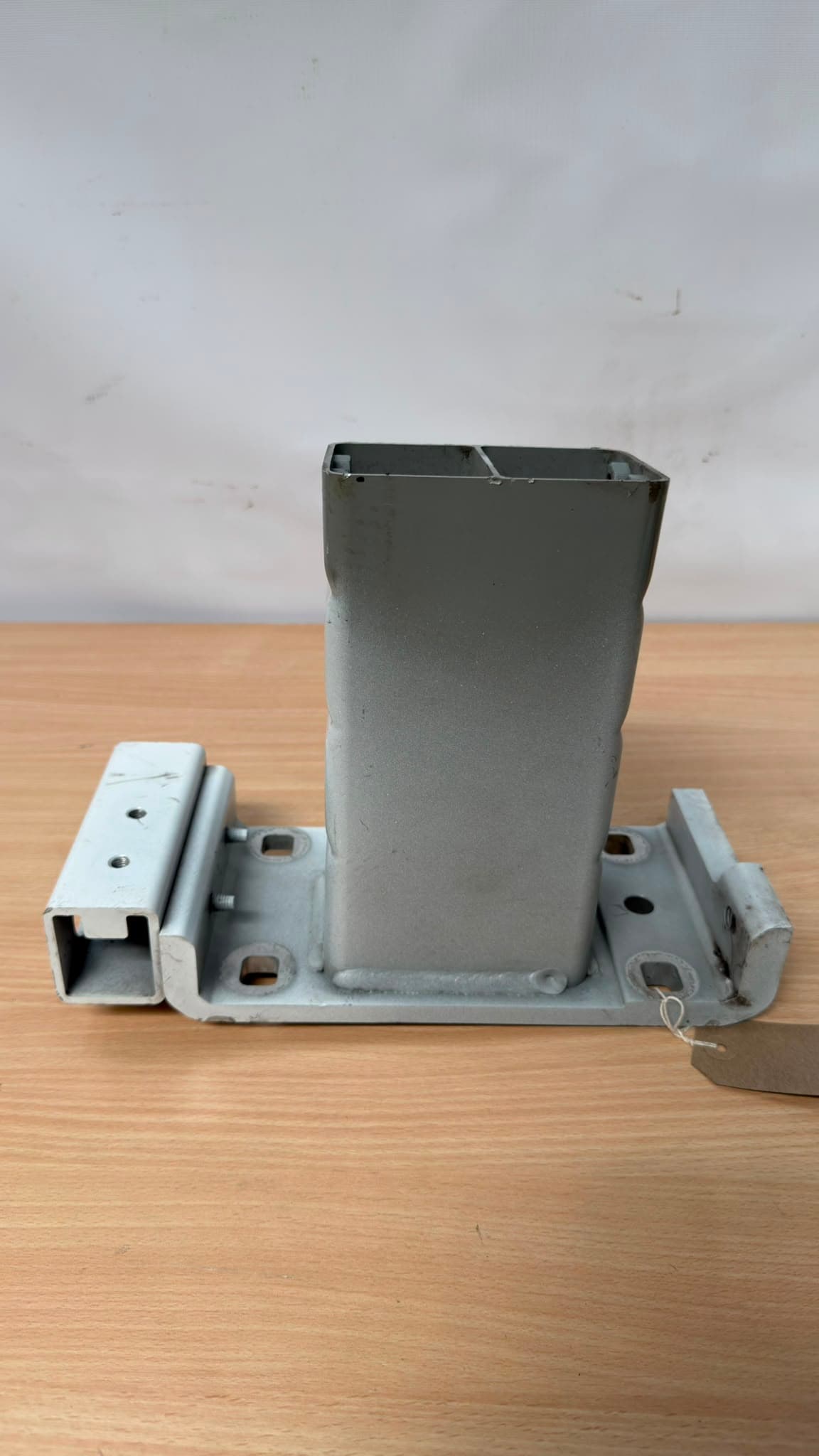 Range Rover Sport L405 15-20 Crash Can Bracket cpla103a32ac