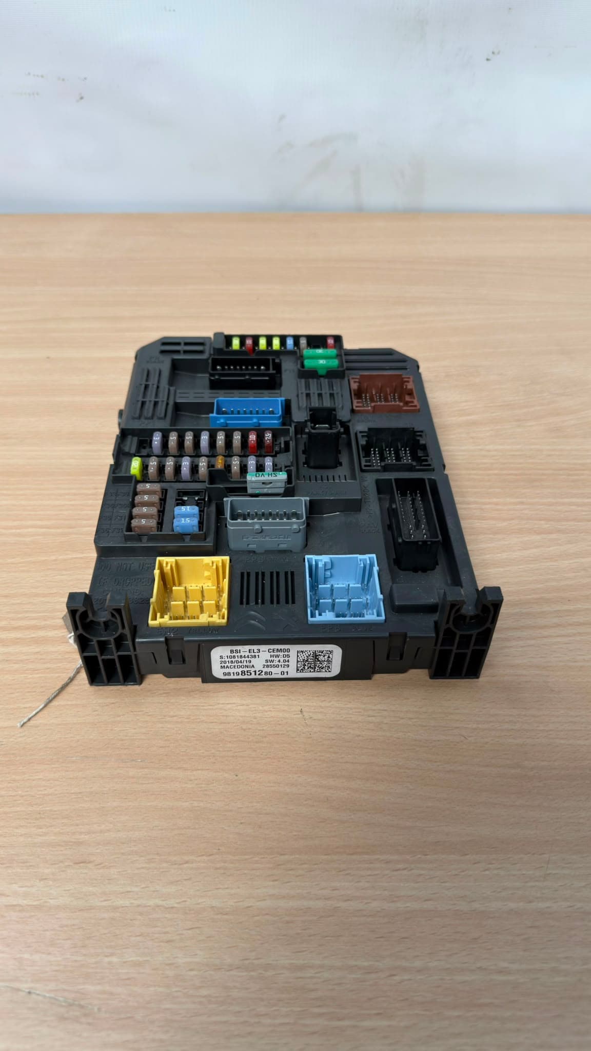 Citroen C3 MK3 Facelift 16-24 Body Control Module Fuse Box 9819851280