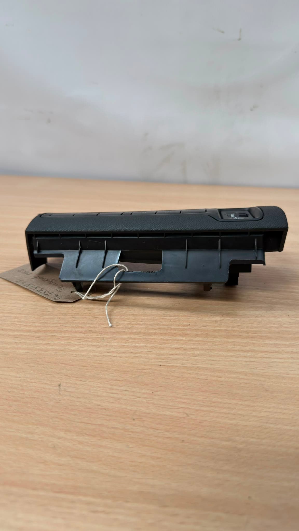 Peugeot 308 MK2 13-20 Headlight Switch 9678381877
