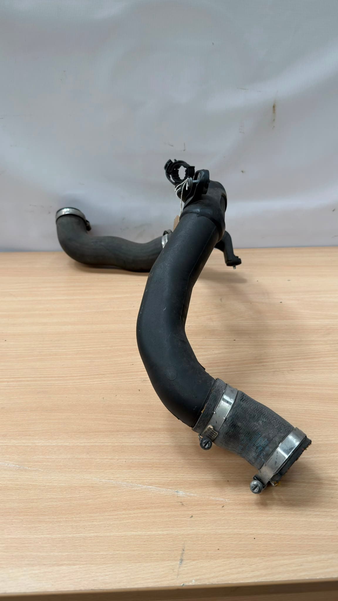 Volkswagen audi skoda seat 2012-2017 Intercooler Pipe 04L145770H