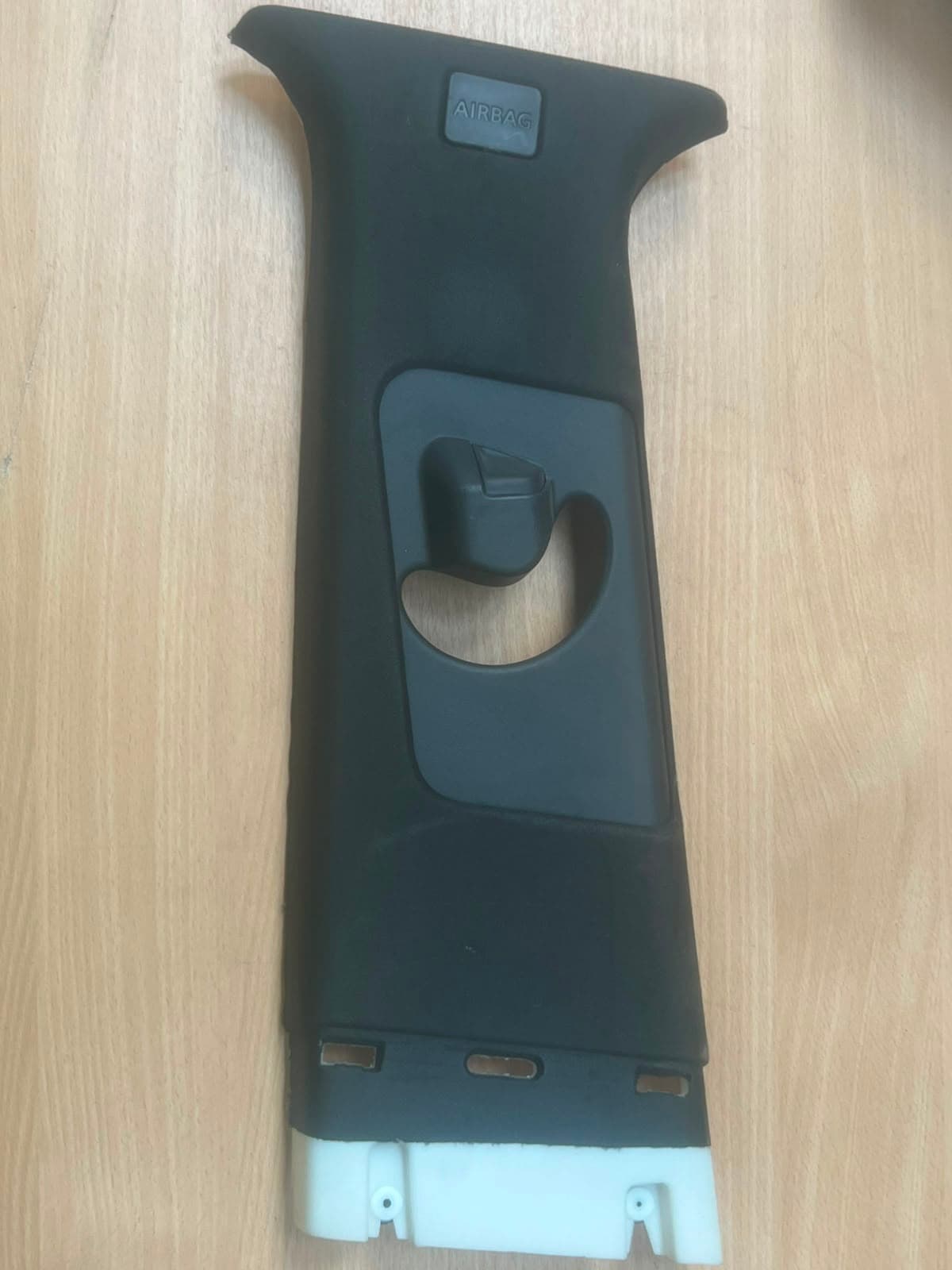 LAND ROVER RANGE EVOQUE 2018- 651185 12D4951L left interior b-pillar trim