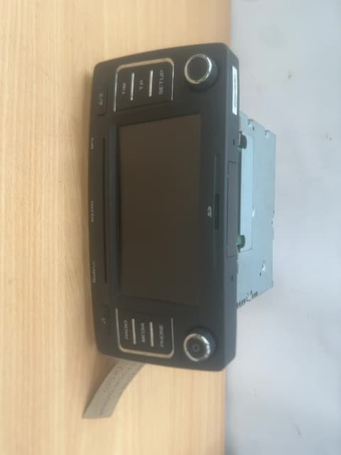 SKODA OCTAVIA MK2 Facelift 2009-2012 CD Player Stereo Radio Head Unit 1Z0035156F