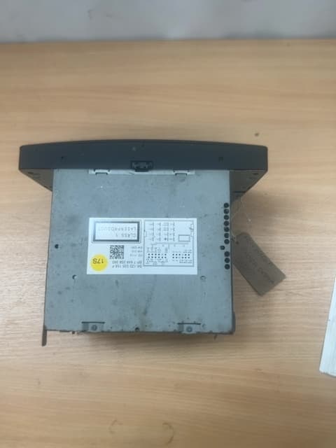 SKODA OCTAVIA MK2 Facelift 2009-2012 CD Player Stereo Radio Head Unit 1Z0035156F