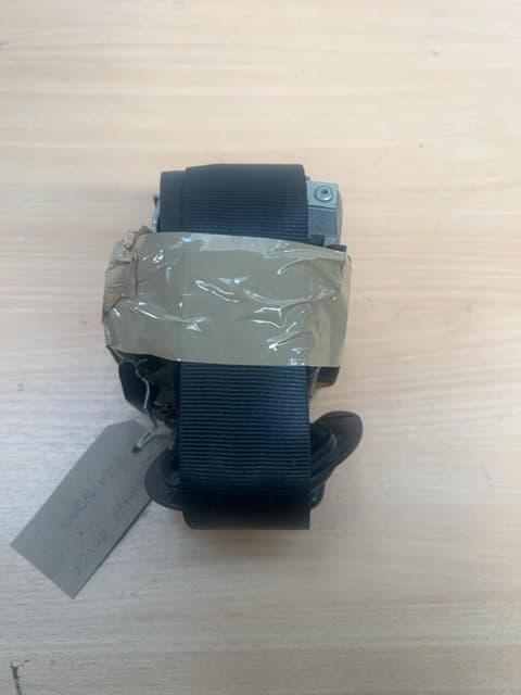 Range Rover Evoque 11-18 L538 Offside Driver Front Seat Belt 620198300