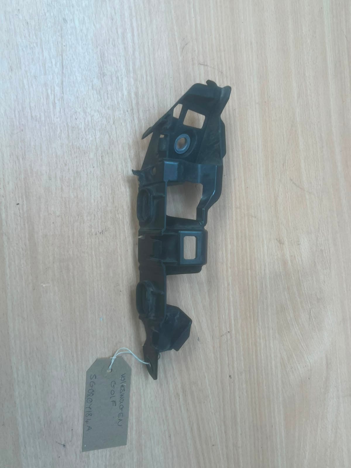 VW Golf MK7 Cabriolet 2013-2019 Front Right Bumper Bracket 5G0807184A