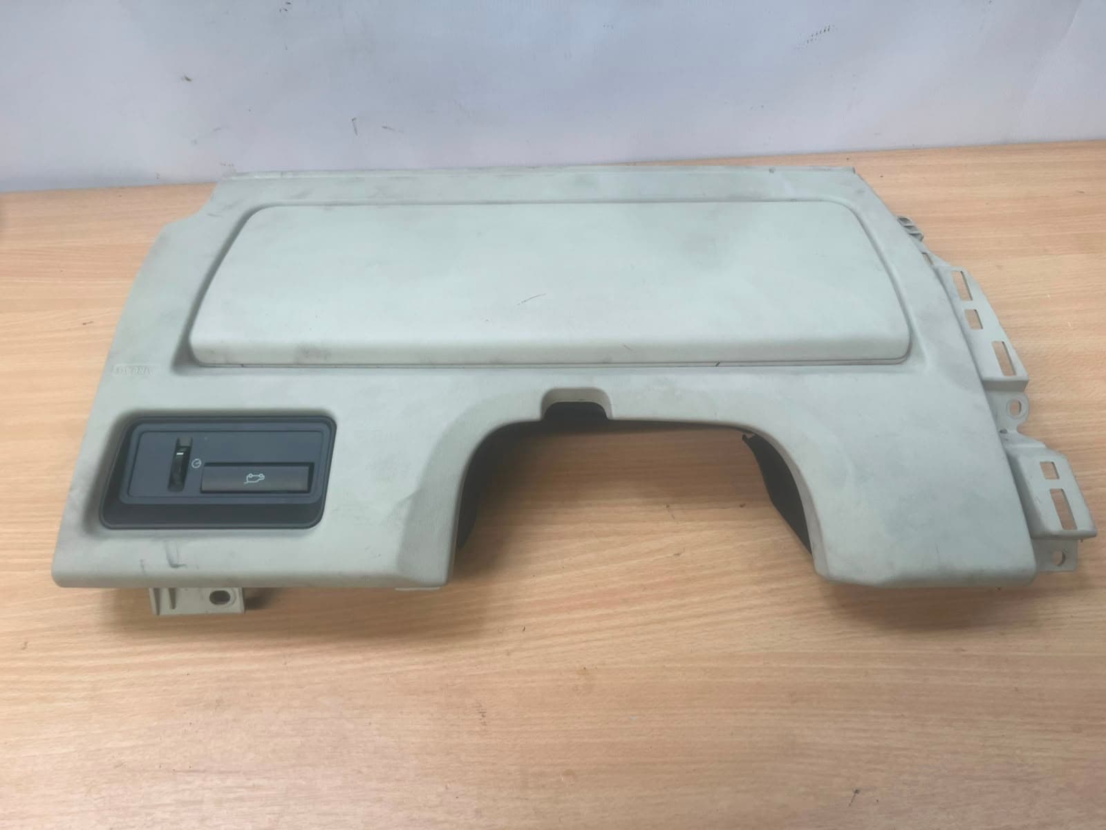 Land Rover Evoque L538 2011-19 Driver Knee A/Bag 12D1424RE9