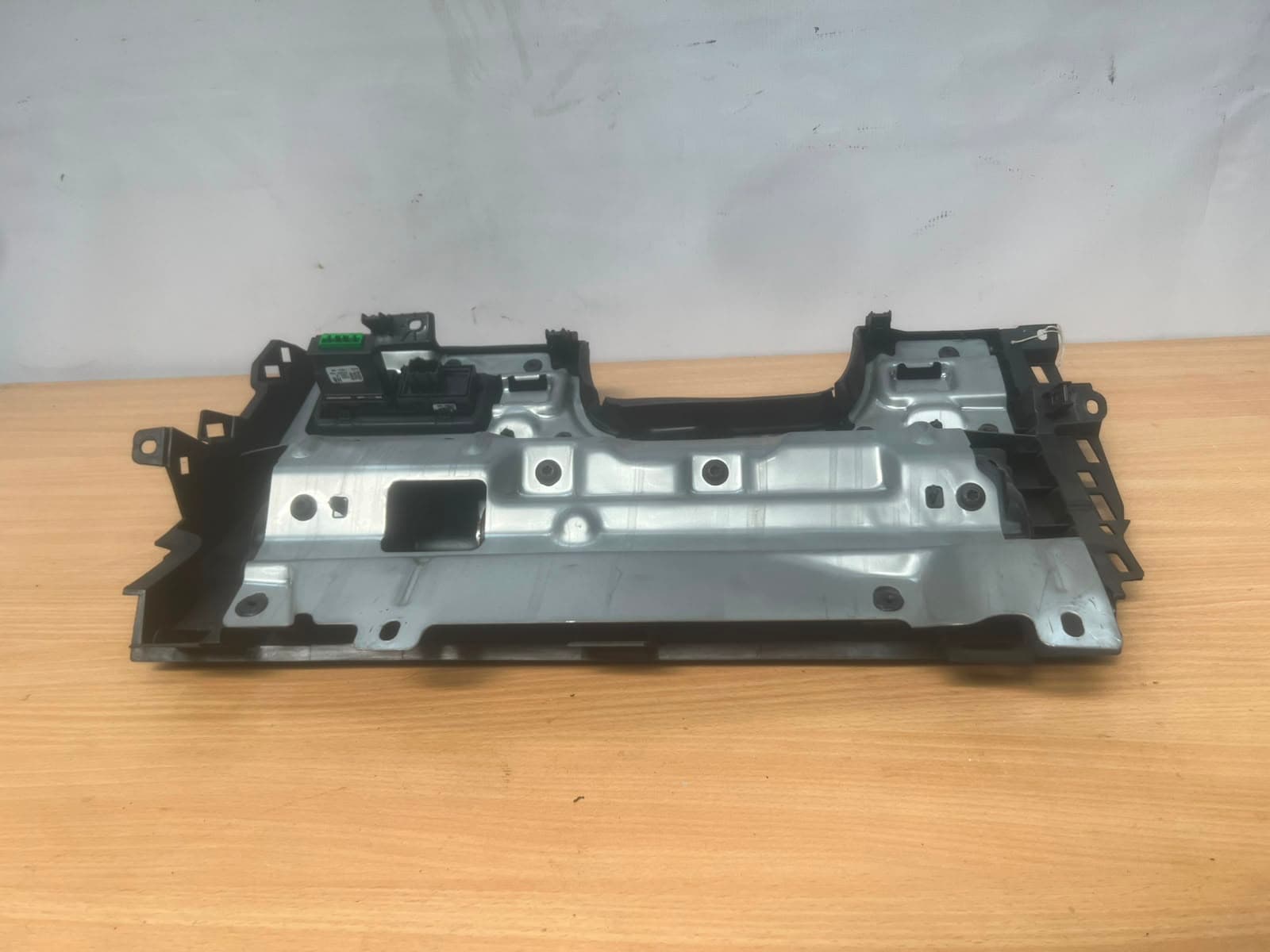Range Rover Evoque L538 Right Front Knee AB Driver with Switches 16D1424RB9