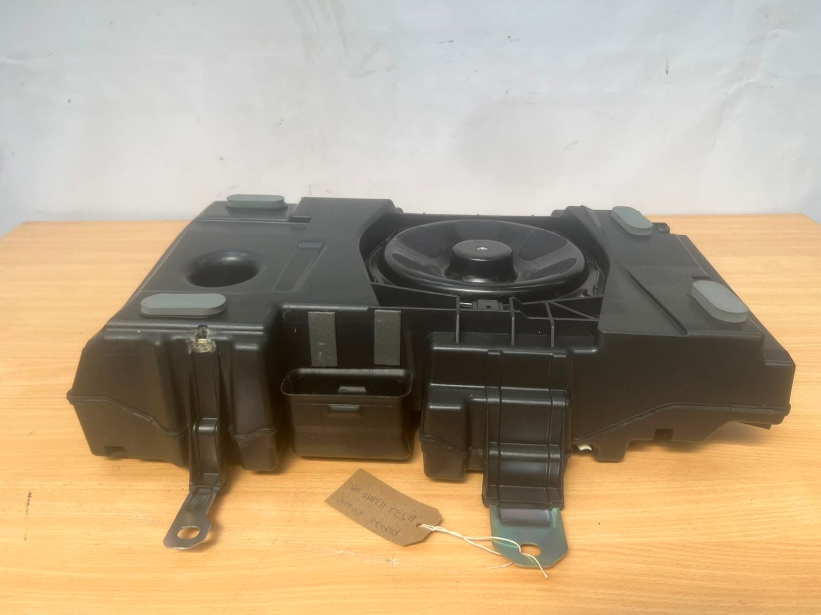 Range Rover Evoque L538 Facelift 2011-19 Subwoofer Bass Speaker BJ32113B12BB
