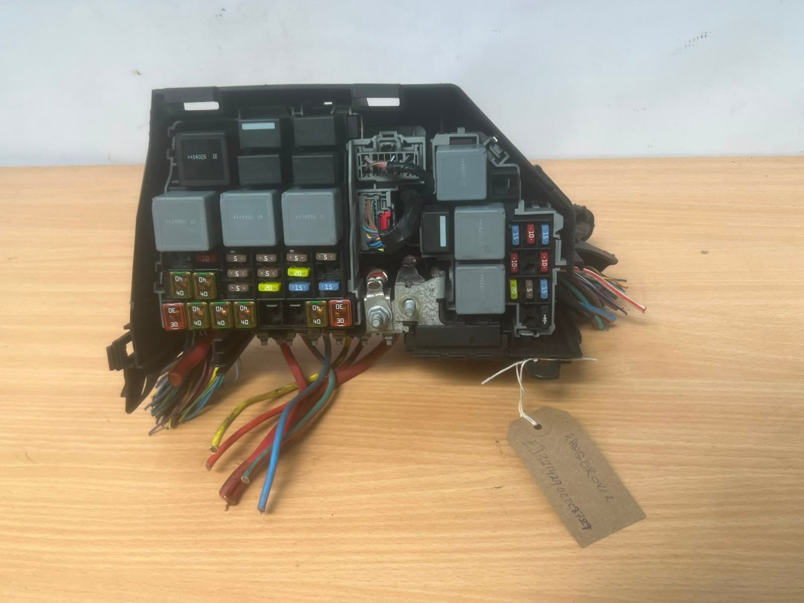 Range Rover Evoque L538 2015 Fuse Box EJ3214290CE