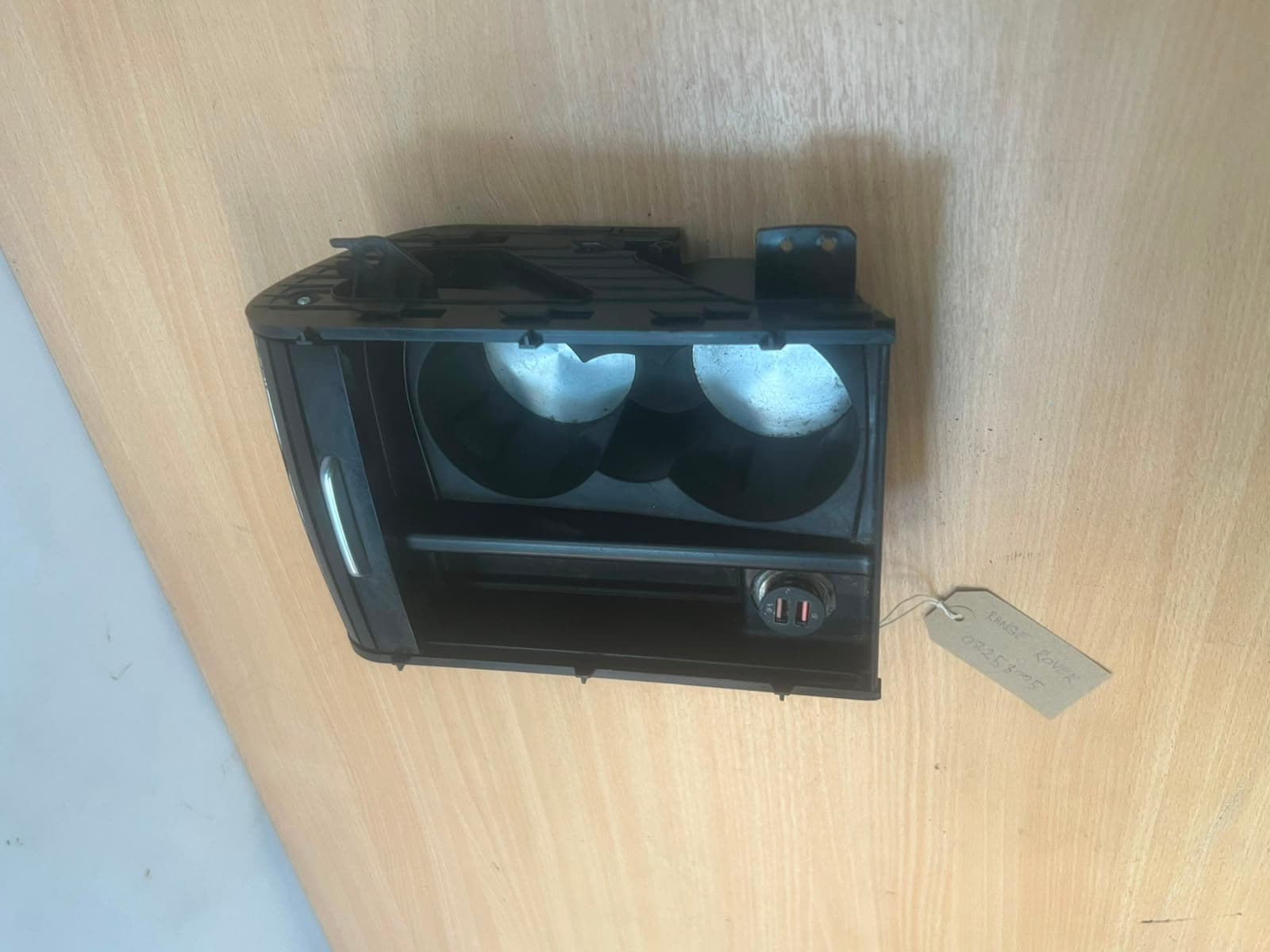 Land Rover Range Rover Evoque L538 2012-2018 Cup Holder 08258005