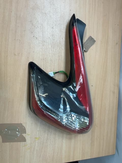Nissan Juke F15 Passenger Side Rear 2014-2019 Tail Light Left Rear 26555BV80B