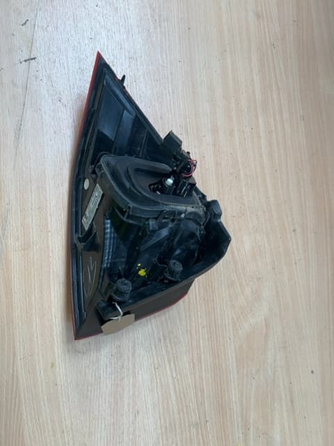 Volkswagen Golf MK7 Driver Side Rear 2013-2017 Rear Tail Light Right Driver Side