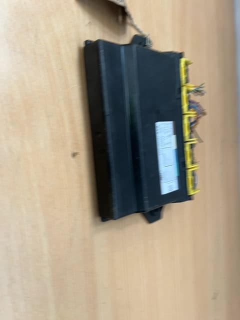 Ford Fiesta MK7.5 2013-2017 Central Locking Module 8A6T19G481AAR