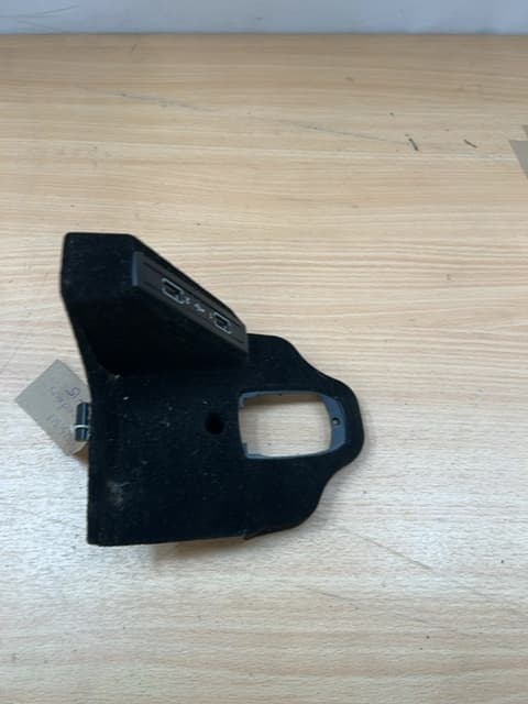 Mercedes E220 CDI W212 Retaining Plate Contact Plate Centre Console A2128231311