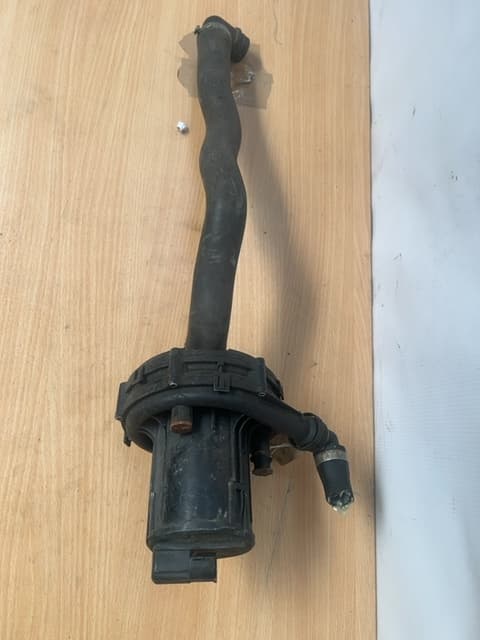 Range Rover L322 2002-2005 Secondary Air Pump Zb7505316
