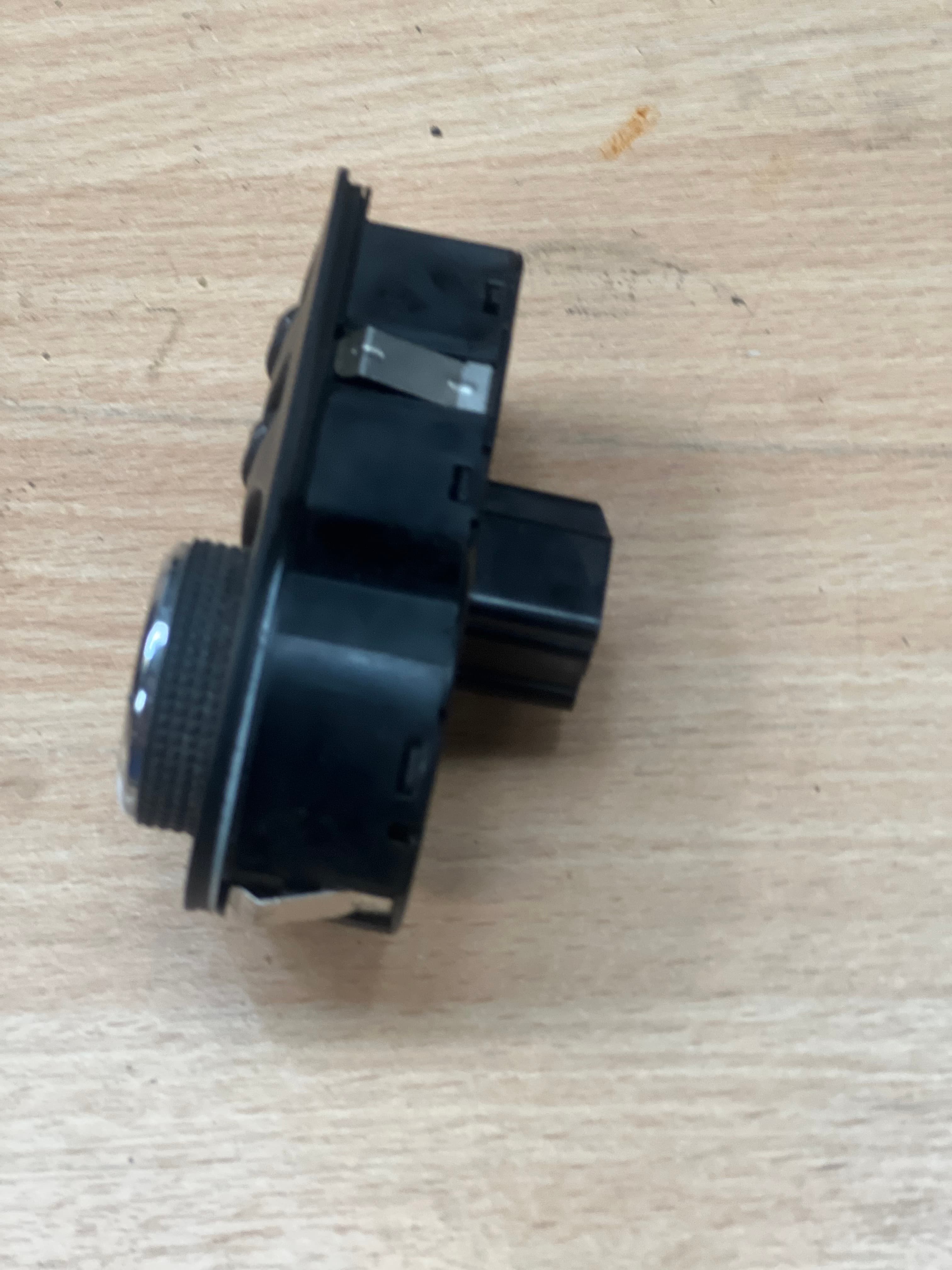 Vauxhall Corsa MK4 2014-2019 Headlight Switch 13470452