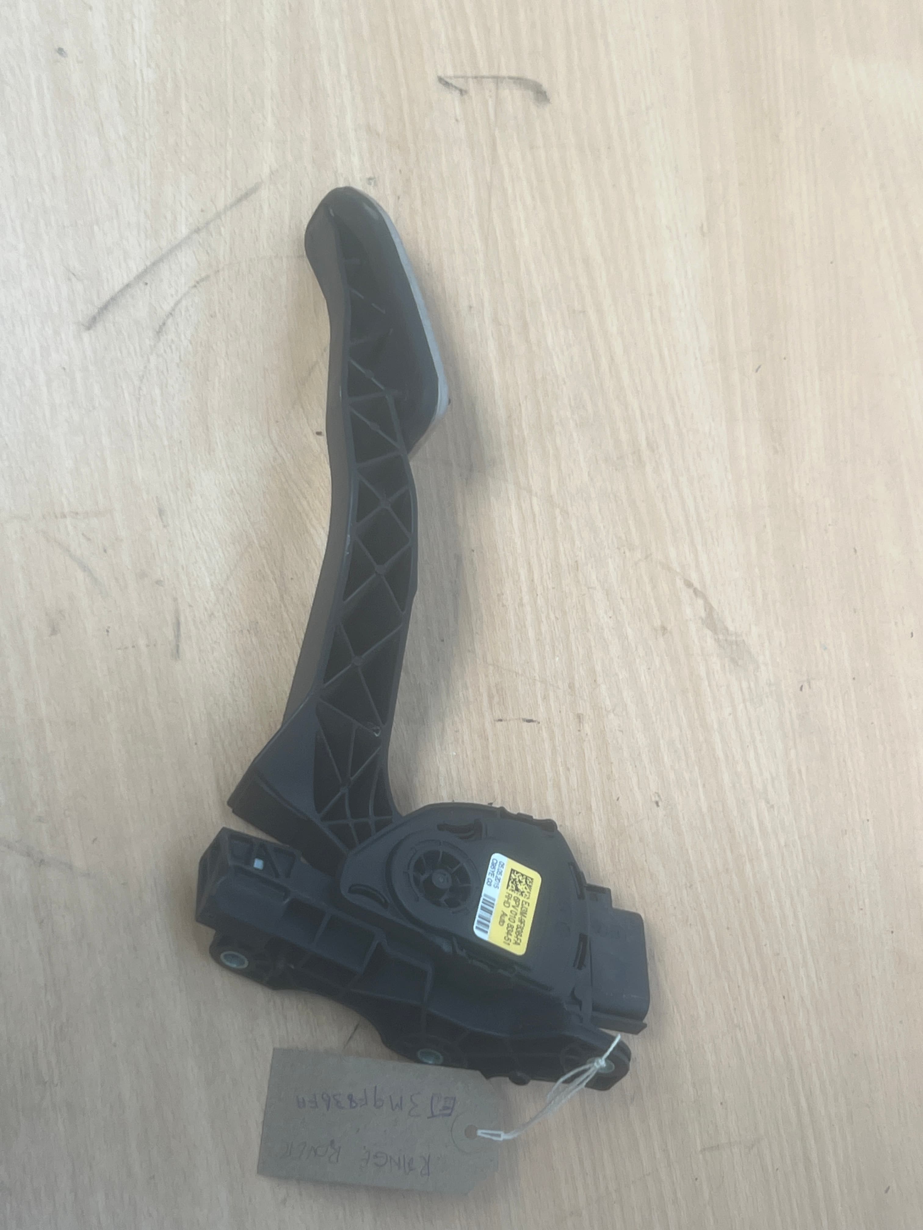 RANGE ROVER EVOQUE L538 ACCELERATOR THROTTLE PEDAL EJ3M-9F836-FA