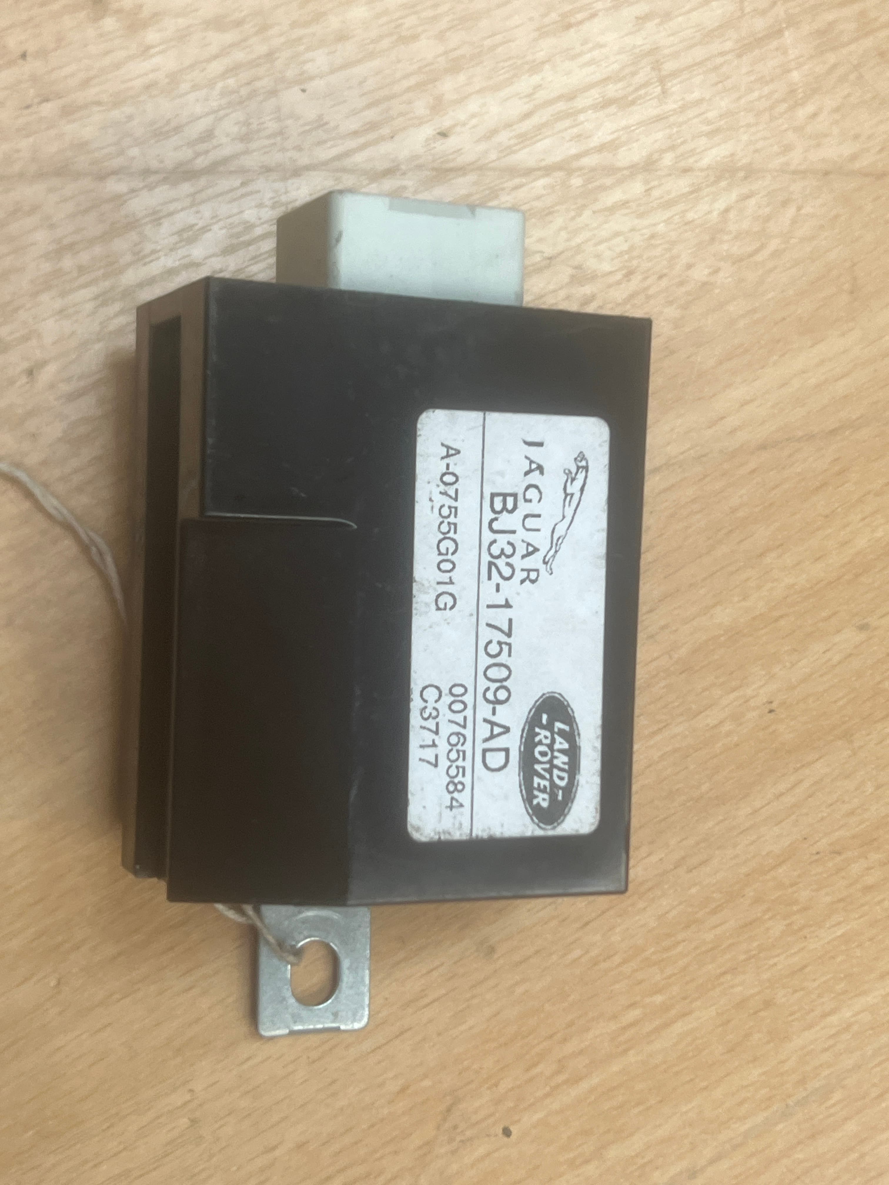 Range Rover Evoque L551 2018-25 Wiper Control Module BJ3217509AD