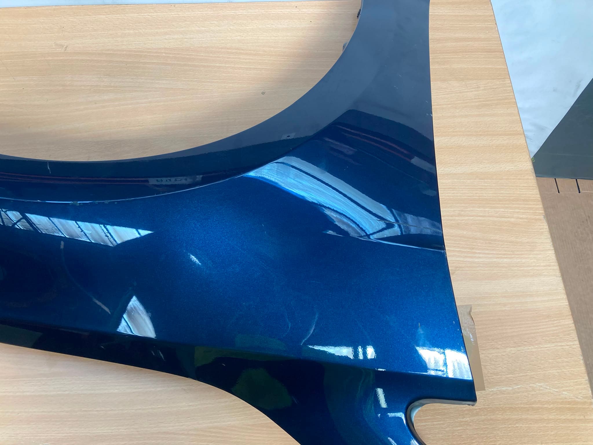 W GOLF MK7 13-16 OFFSIDE FRONT WING N/S RIGHT