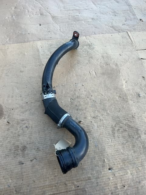 Land Rover Discovery Sport L550 2016-17 Intercooler Pipe Hose Gj326c782aa