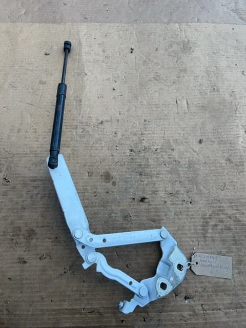 Land Rover Discovery Sport L550 2014-23 Bonnet Hinge LK7216801AB