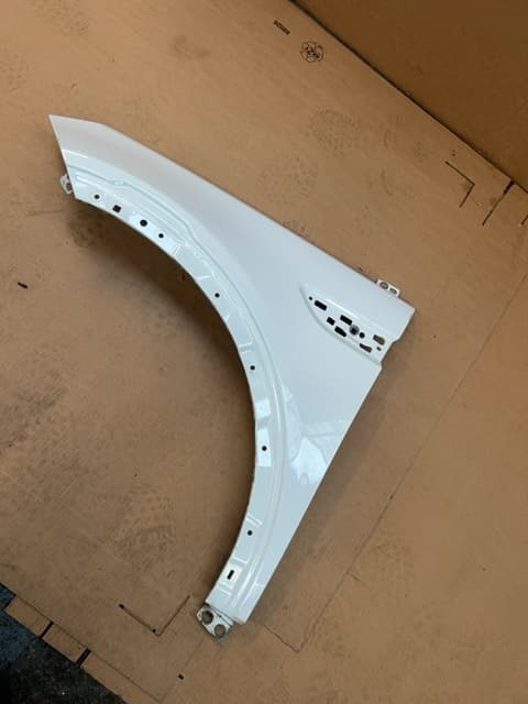 Land Rover Discovery Sport L550 Passenger Side Front 2015-2019 Front Wing FK7216