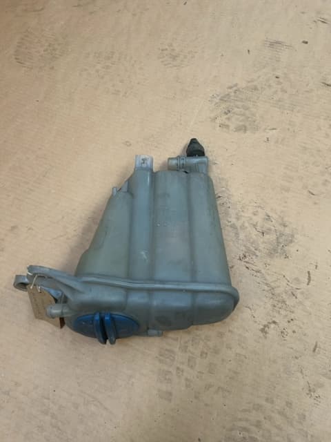 AUDI A5 8F7 2015-2016 Expansion Tank 8k0121403q