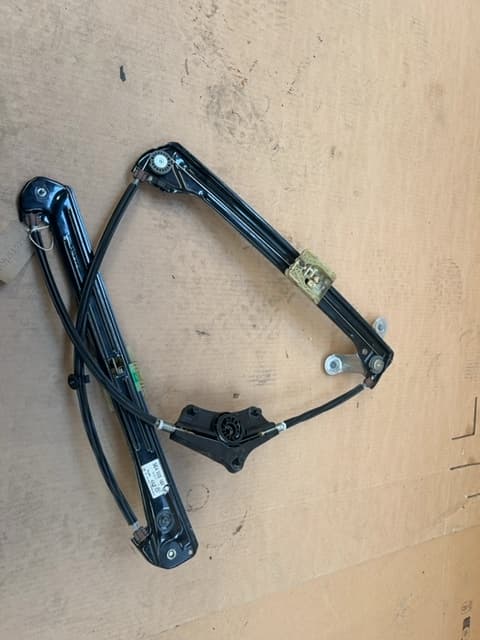 Volkswagen Golf MK7.5 2013-20 Front Right Window Regulator 5g4837462h
