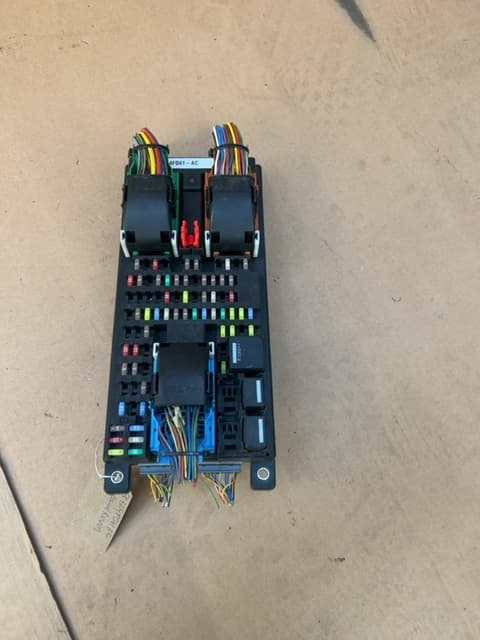 Land Rover Discovery Sport L550 2014-2019 Fuse Relay Box FK7214F041AC