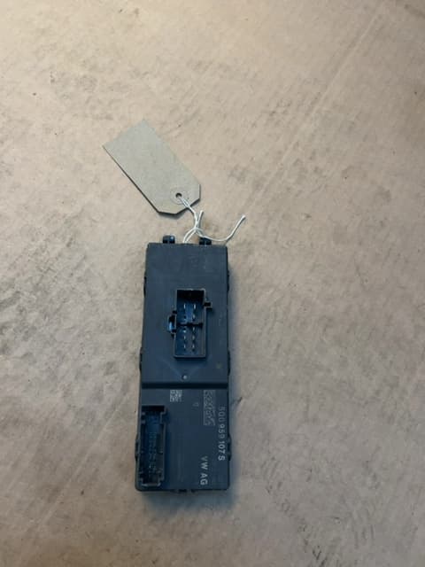 Audi Q3 MK2 S Line Sportback 2021 Tailgate Control Module 5q0959107s